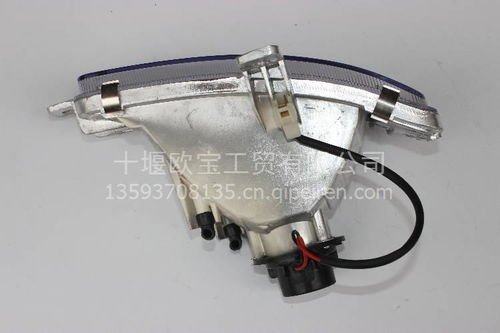 东风特汽702 2雾灯全解析 价格、图片与配件厂家指南