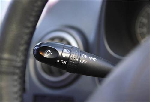 科目三雾天行驶灯光使用指南